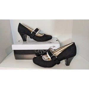 East 5th Womens Size 8 Medium Lefty Black Suede Buckle Pumps shoes With Box